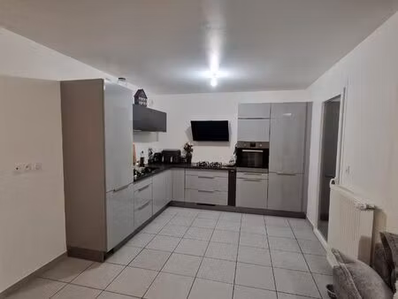 appartement non meublé à louer – 70 m²