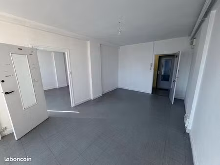 bureaux 38 m²