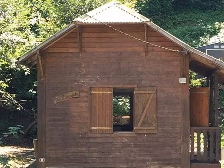 chalet de charme à louer à combloux 56 m²  au calme  au bord d’une rivière