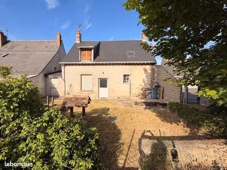 maison de village à rénover entièrement – fort potentiel – à 30 min du mans