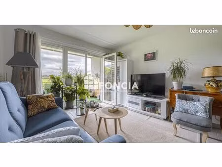 à vendre en exclusivité – t2 lumineux avec terrasse + garage – seynod