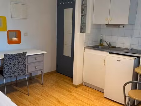 studio meublé