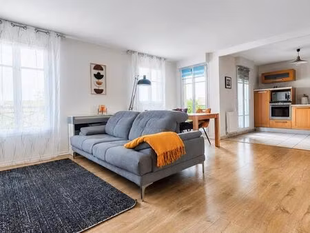 vente duplex t4 lumineux