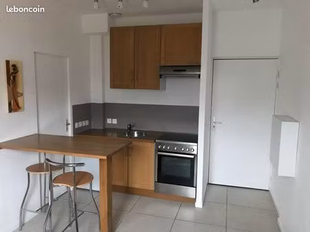 à louer meublé  28 m² à faverges