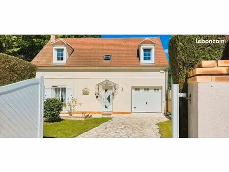 charmante maison individuelle proche de magny-en-vexin