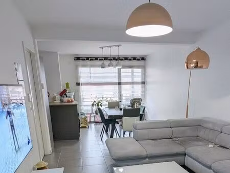 t4 82 m2 - centre-ville chambéry