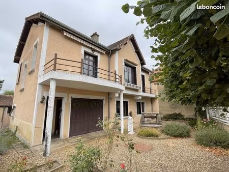maison 6 pièces 167 m²