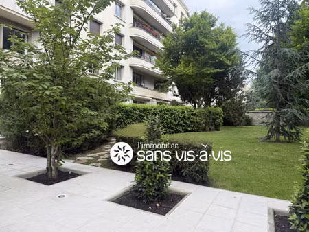 appartement de luxe à vendre dans le quartier ile de la jatte-parc d'orléans