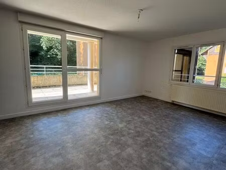t3 de 65m² avec garage à viry