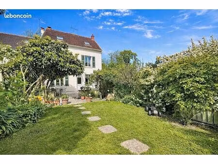 maison 6 pièces 148 m²