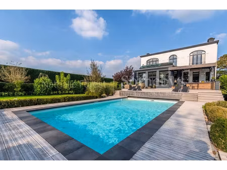 maison de luxe à vendre à deûlémont
