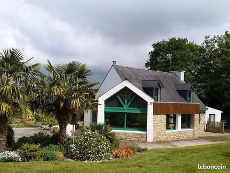 propriété 6 pièces 134 m²