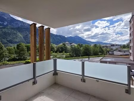 appartement 4 pièces 79 m²