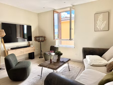 appartement 4 pièces - 93 m²