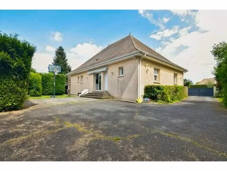 maison de 5 pièces de 129 m² à bizanos