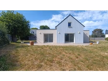 maison - 149.23 m2 - 5 pièces - non meublé