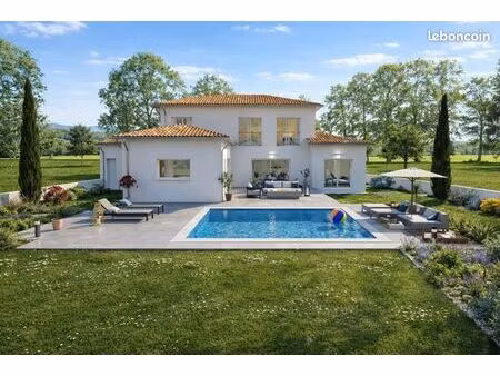 maison 7 pièces 208 m²