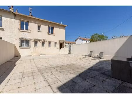maison de 4 pièces de 93 m² située à marseille