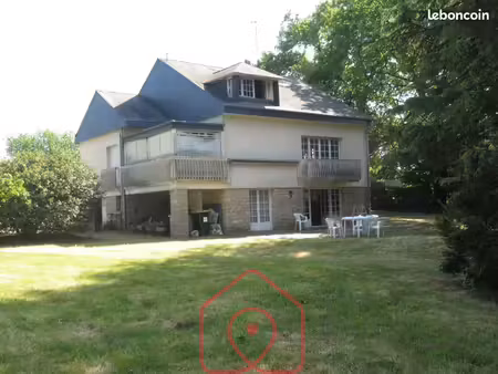 maison 5 pièces 180 m²