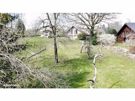 terrain 1 380 m² evires