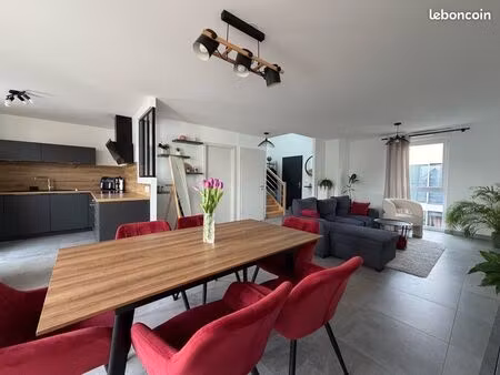 appartement f4 reconverti en f3 (94 61m²) - duplex