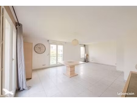 duplex 4 pièces 101 m²