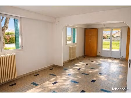 appartement rdc t3 lumineux calme avec terrasse – gueugnon  les gachères