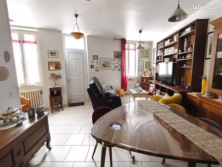 maison 2 pièces 55 m²