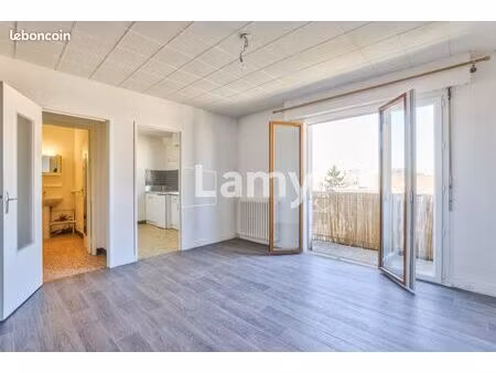 appartement 27 m² poissy