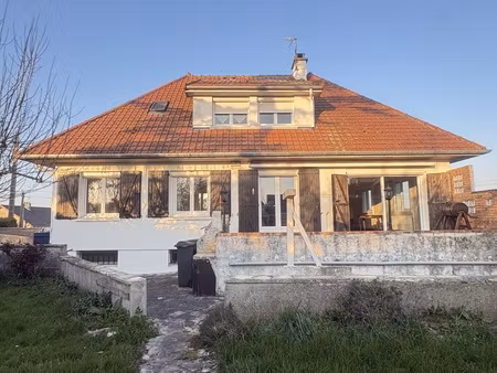 maison 7 pièces - 140 m²