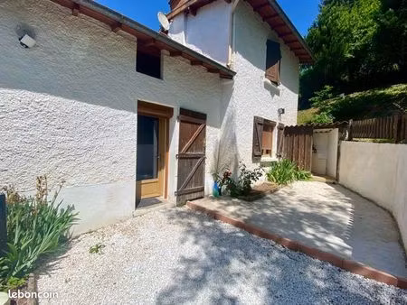 loue maison 47 m2