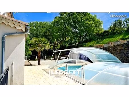 maison 9 pièces 177 m²