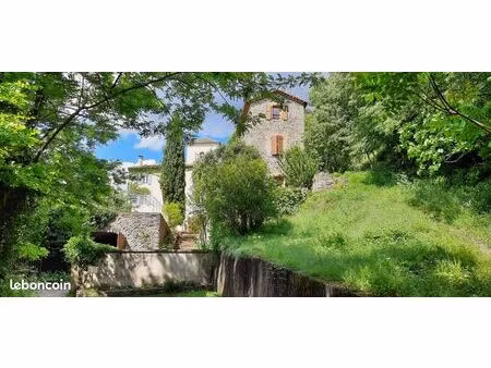 mas cévenol aux allures toscane