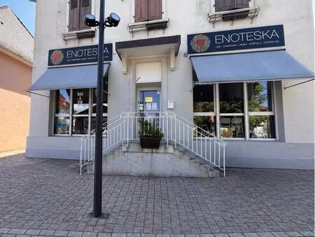 à vendre – murs commerciaux – 295 000 local commercial clés en main – 93 m²