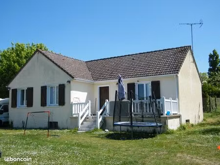 sainte-colombe  proche provins  pavillon traditionnel de 90 m2