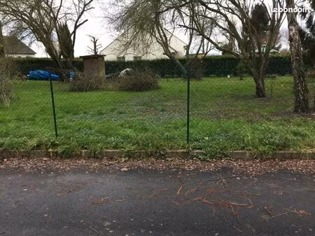 terrain 1 210 m² melun