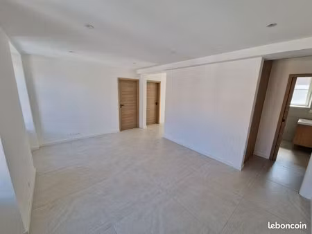 appartement . 3 pièces . 58 m²