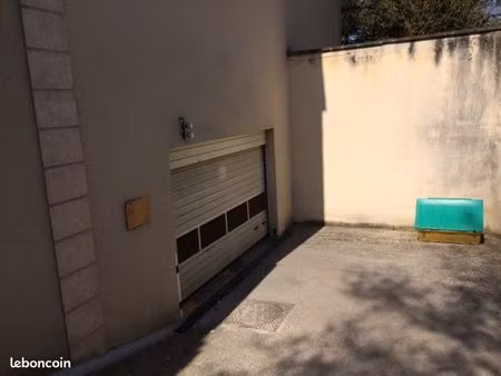 parking box
