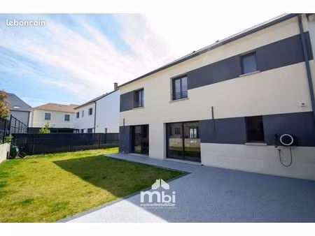 maison 6 pièces 160 m²