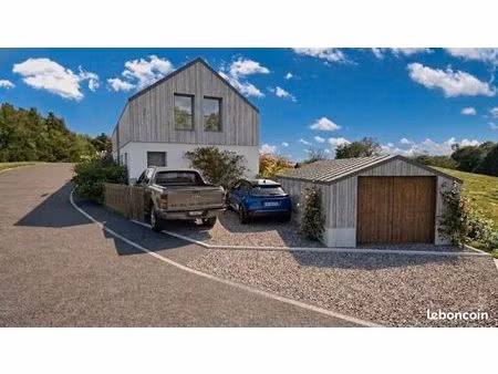 maison 5 pièces 141 m²