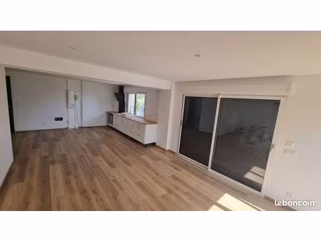 maison individuelle vue sur montagnes