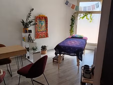 local professionnel médical / paramédical / bien être