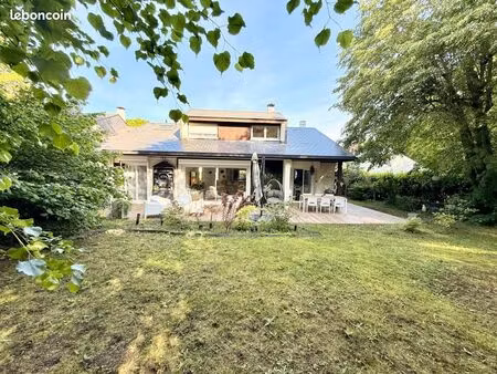 maison 6 pièces 154 m²