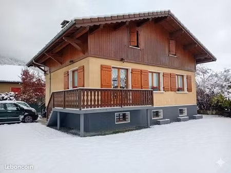 maison 6 pièces (4 chambres)