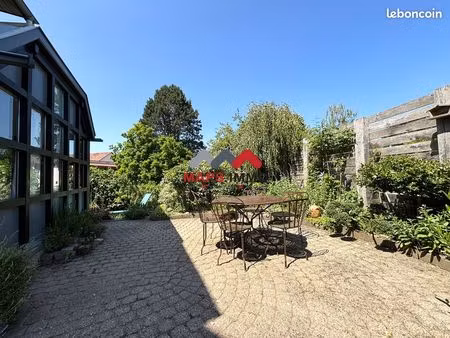 maison 8 pièces 155 m²