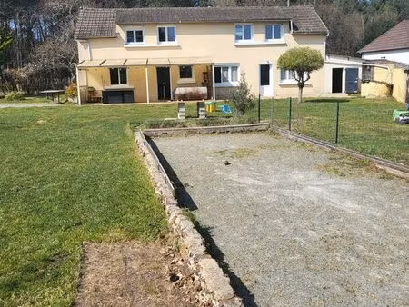 maison sur guecelard