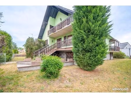 maison 6 pièces 157 m²