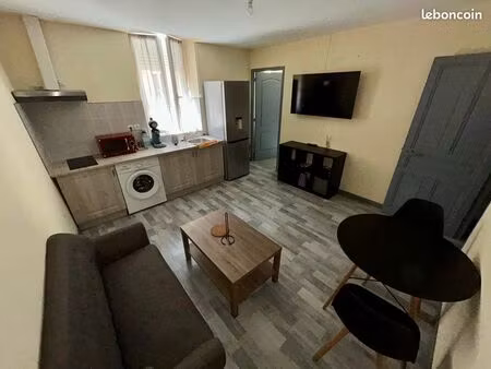 superbe t2 centre ville castres
