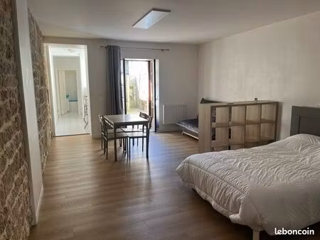 studio meublé