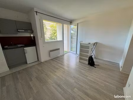 studio non meublé nimes quartier montaury très bon état